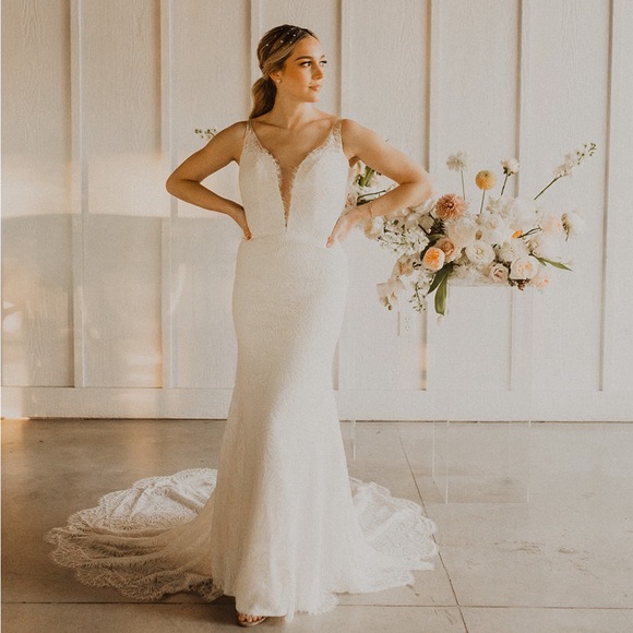 Casablanca Wedding Dress River